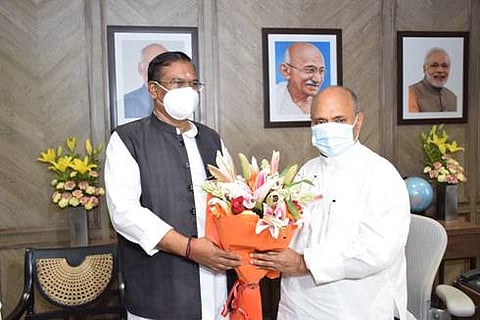 Ram Chandra Prasad Singh (Right) took charge as Steel Minister at Udyog Bhawan. The Minister of State for Steel, Faggan Singh Kulaste (Left) welcomed the cabinet minister.