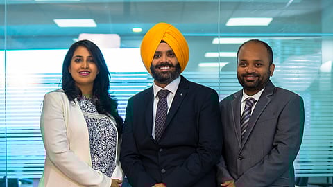 Taranjeet Singh Bhamra, founder and chief executive officer of AgNext (Center)