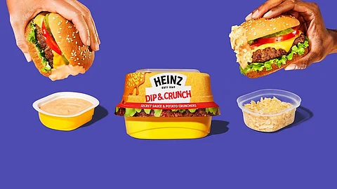 HEINZ transforms burger eating experience with Heinz Dip & Crunch