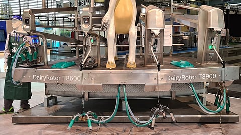 GEA digitizes conventional milking