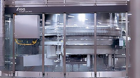 The KHS can filler is state-of-the-art with a capacity of up to 99,000 cans per hour.