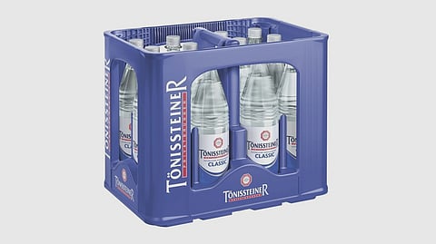 The perfect-fit design of the reusable rPET bottle means it can be used with TÖNISSTEINER’s established twelve-bottle crates.
