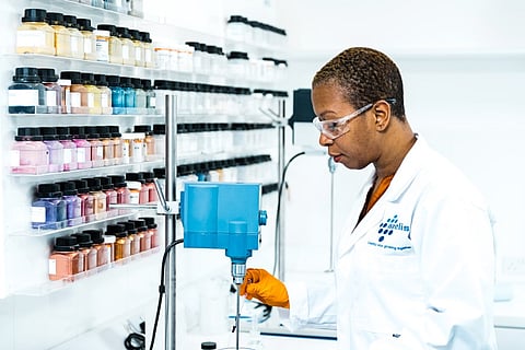 Vigon International, an Azelis company, partners with NATARA to offer customers high-quality sustainable flavor and fragrance ingredients