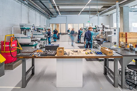 Since the foundation of the program in 1915, more than 8,400 young professionals have completed an apprenticeship at Bühler in Switzerland alone.