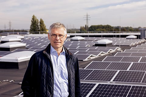 Bernd Molitor, chairman of MaGeno-Solar eG, is delighted that the KHS employees’ cooperative has received the GenoAward in the Best Newcomer category.