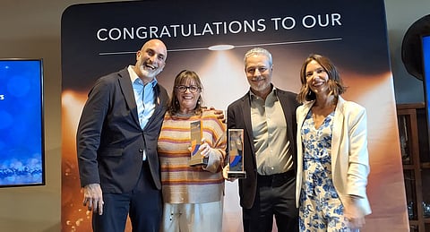 Nektium's Bruno Berheide (Commercial & Partnership Director), Laura López (Innovation & Clinical Science Director), Miguel Jiménez (President & CEO) and Blanca Ugedo (Operational Marketing Manager) celebrate Vanizem's awards