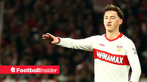Angelo Stiller in Stuttgart kit with arm out