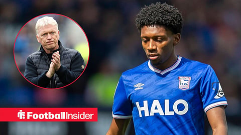 Jaden Philogene-Bidace of Ipswich Town during the Sky Bet Championship match between Ipswich Town and Middlesbrough at Portman Road, Ipswich, on April 19, 2026 / Everton manager David Moyes applauding the fans at the Hill Dickinson Stadium