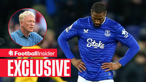 Football Insider exclusive as Everton striker Beto stares at the floor, while manager David Moyes watches from a circular inset.