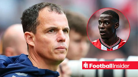 Regis Le Bris on the sidelines at Sunderland, with Nordi Mukiele in a circular inset