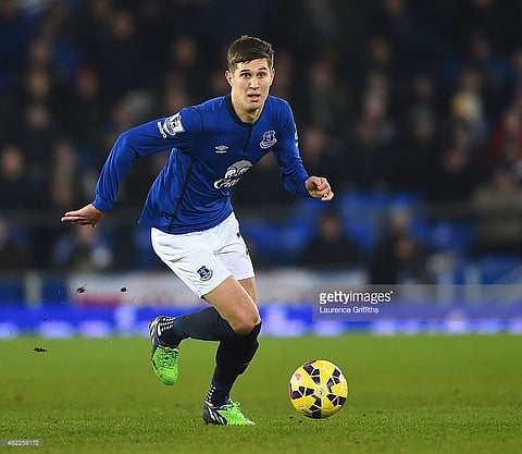 Twitter reacts to Everton clinching defender deal