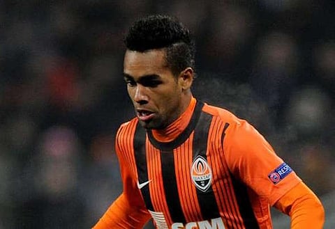 Huge Liverpool blow as Teixeira set for shock transfer this month - sources