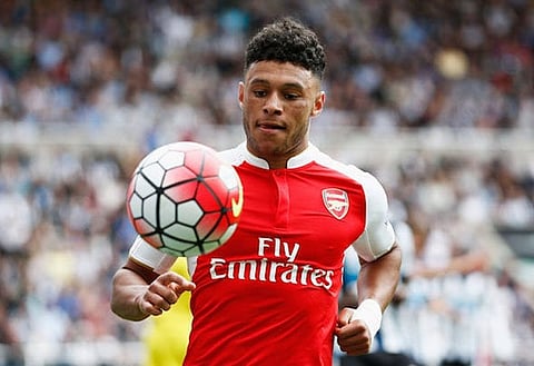 Arsenal contract rebel wants same terms as Hector Bellerin - report