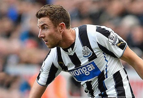 Newcastle in bidding war as three Premier League clubs make defender enquiry - report