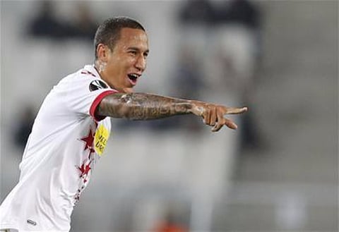 Everton table £6.4m bid for 24-year-old to beat Italian giants to race - report