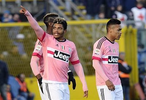 Report: West Ham make approach for 22-year-old Juventus midfielder, told price tag