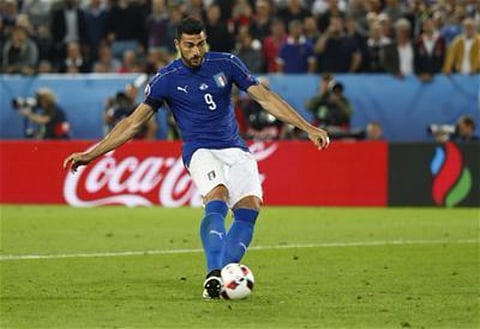 Everton target returns to training with club after Euro 2016 campaign, drops hint on Twitter