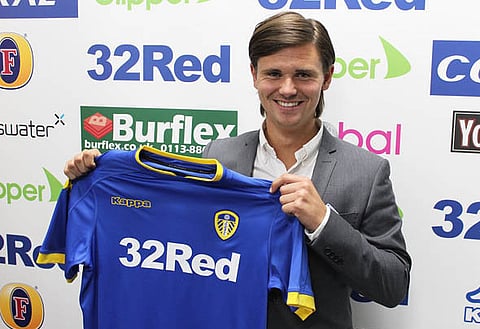 Former side make move to sign Leeds forward - report