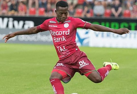 Leeds close to completing two signings as left-back agrees personal terms - reports