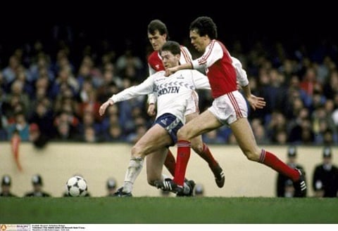 Chris Waddle: Tottenham need to sign a player like this Premier League champion