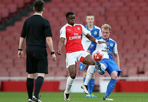 Arsenal set to enter striker talks as 18-year-old makes career decision - report