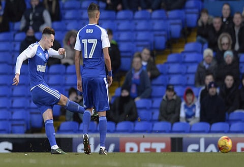 McCarthy issues emphatic response to Leeds after midfielder interest