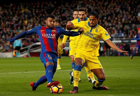 Everton consider bid for £18m-valued defender who turned down Barcelona - report