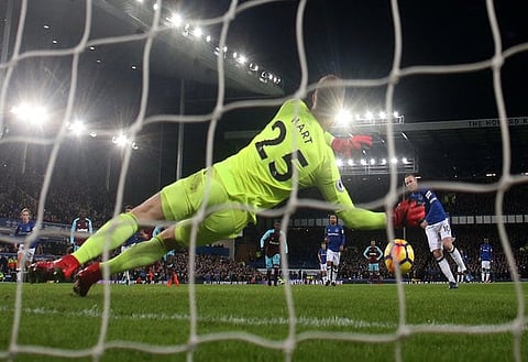 Tony Cottee: West Ham star must leave club in January