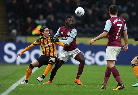 'Shocker', 'Offers nothing' - Aston Villa fans lose it with one player after draw v Hull