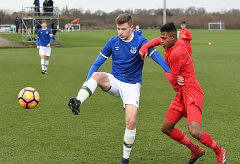 Rangers plot swoop for PL wonderkid as talks stall – report