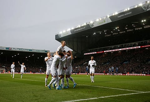 I want him to sign for Leeds - Exclusive: Bent makes PL striker claim after development