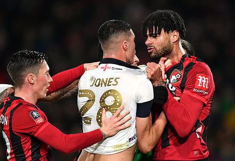 Exclusive: EFL club set to sign Luton Town defender