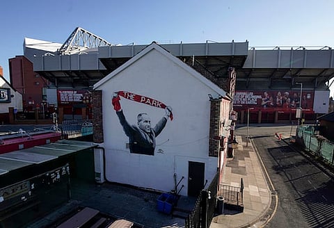 Medical booked: Club agree to sign Liverpool senior star after bid accepted - Sources