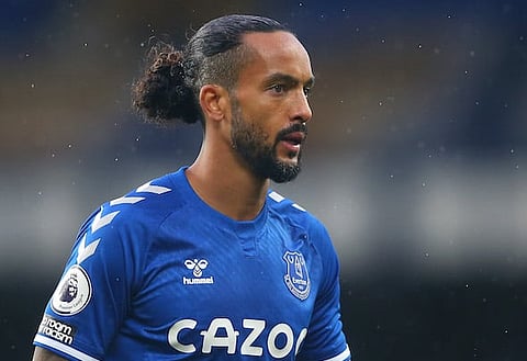 Sources: Everton tell Walcott he is free to go as Ancelotti eyes 'world class' attacker