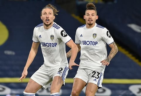 Kenny hails Ayling amid Leeds text message reveal