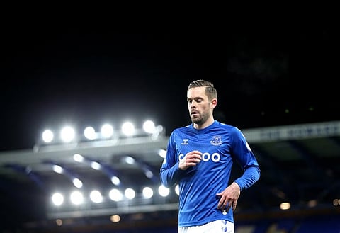 Pundit: No wonder Everton want to sell Sigurdsson - 'he thinks he can just stroll about'