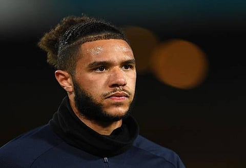 Sources: Leeds in fight to keep Roberts as he snubs new contract offer