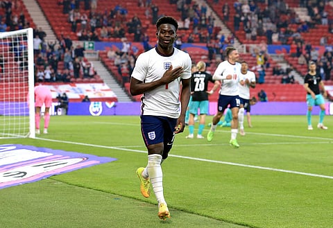 Arsenal idol shares bold Saka prediction amid 'incredible' Neville update