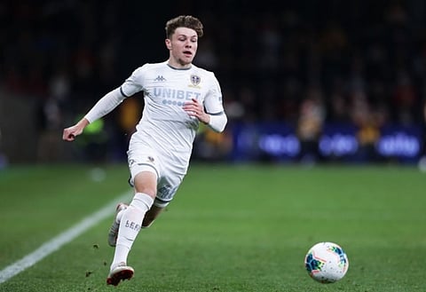 Sources: Leeds midfielder Stevens agrees to join Barrow