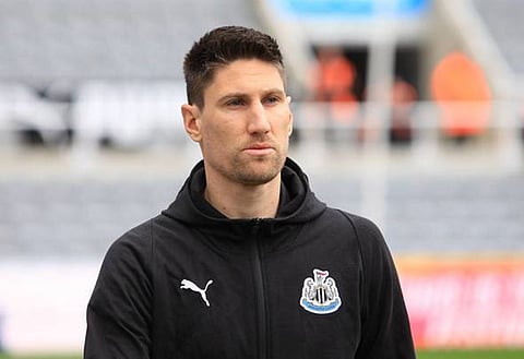 Injury expert: Fernandez could undergo 'surgery' and miss 'four months' at Newcastle
