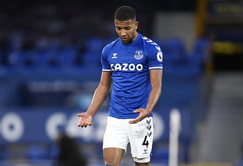 Sources: Mystery Premier League side joins French clubs in race to sign Everton defender Holgate