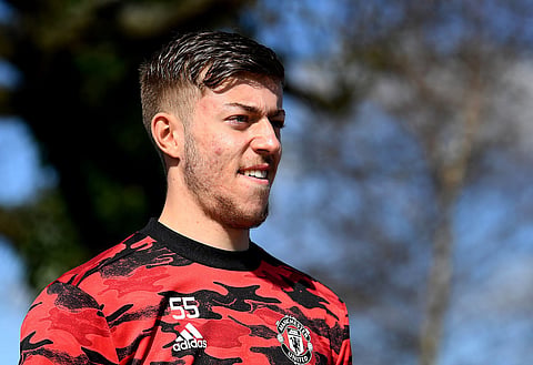 Sources: Walsall in talks to sign Man United defender Devine