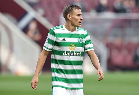 Carl Starfelt faces extended spell out of Celtic XI after Saturday development - expert
