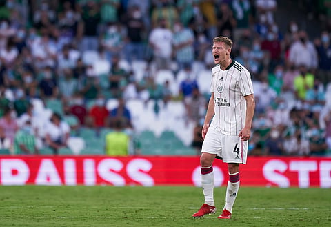 Celtic news: Scottish pundit takes swipe after worrying Carl Starfelt injury update
