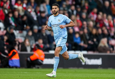 Sources: QPR in talks to sign Jake Clarke-Salter after Chelsea announcement
