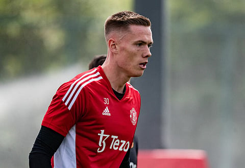 Sources: Man United star Nathan Bishop agrees in principle to join Wycombe Wanderers