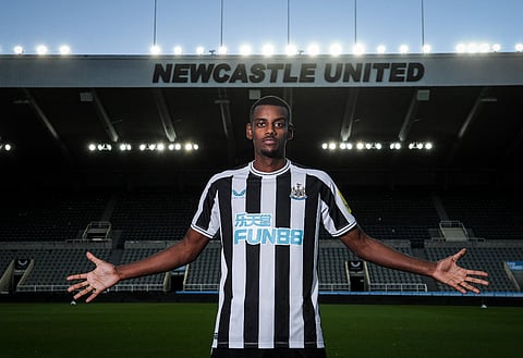 Pundit shares 'massive' Alexander Isak claim as 'brilliant' Newcastle United deal agreed