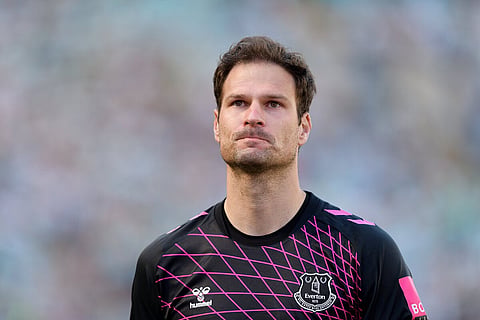 Rangers expert makes Asmir Begovic signing claim after second bid news