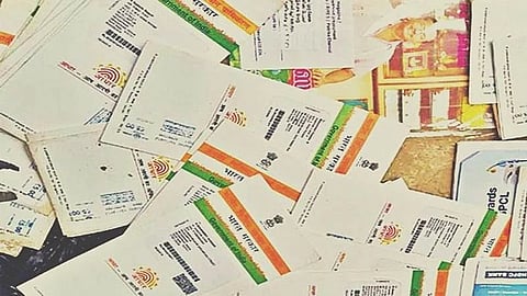 बोगस आधारकार्ड बनविणाऱ्या टोळीचा पर्दाफाश