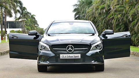 सर्वात महागड्या गाडीचा लिलाव ११०० कोटी रुपयांना झाला